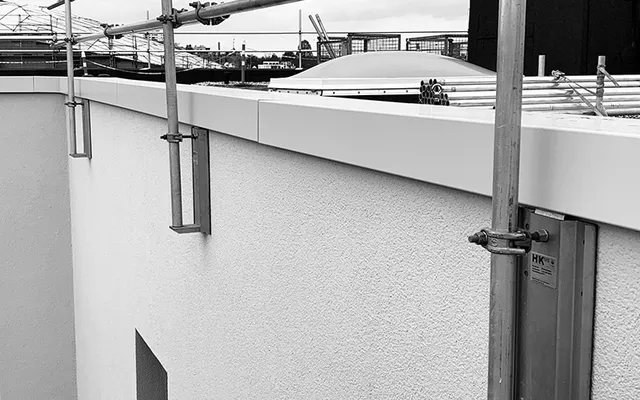 Dachkantensicherung am Hotelneubau in Bonn